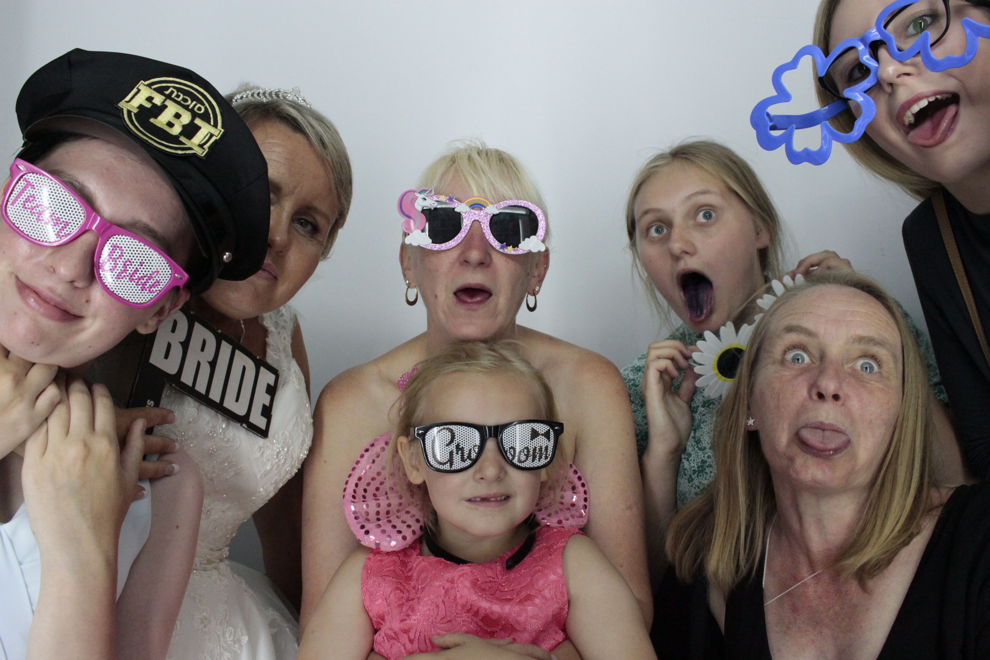 Richard & Karen's Wedding Reception | View more photos from the event at gallery.myphotoboothexperience.co.uk/u/MyPhotoBoothExperienceLtd/Richard-Karens-Wedding-Reception
